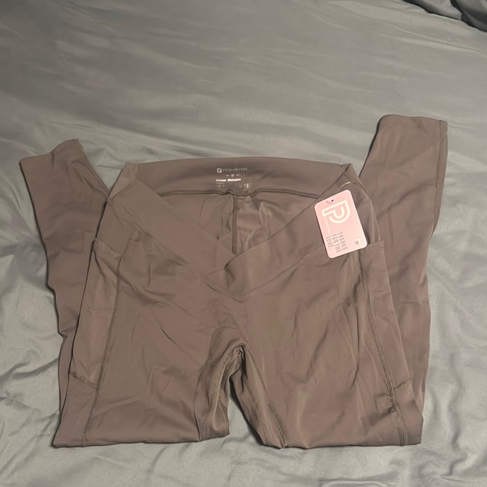 Poshdivah maternity leggings